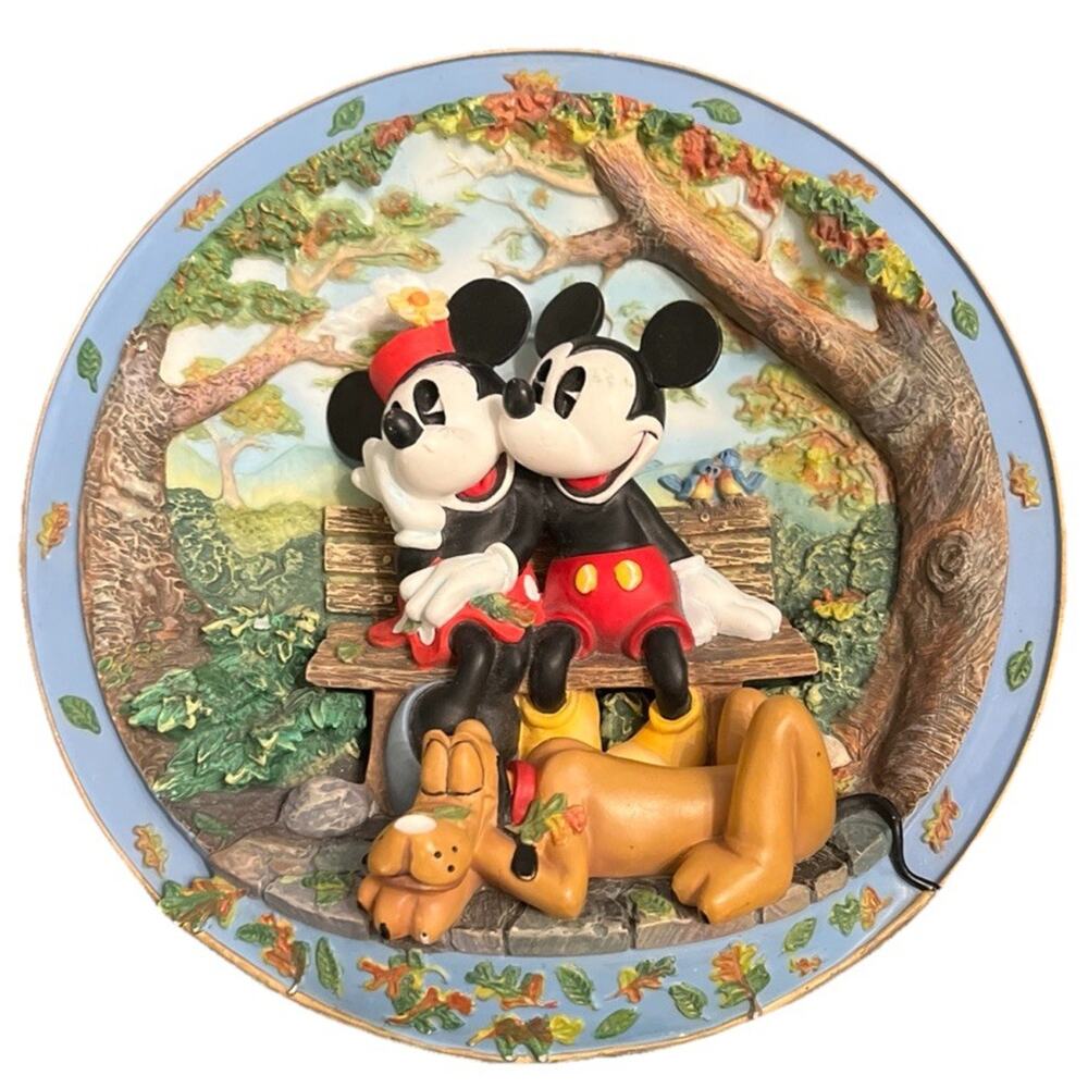 Disney Bradford Exchange Friendship Makes You Warm All Over 1998 Plate